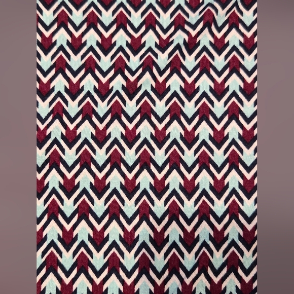 NWOT Venus Patterned Top - Picture 7 of 11